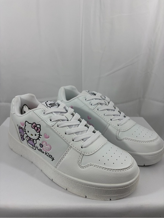 Hello Kitty Shoes - NWT Hello Kitty Women’s Size 8 White & Pink Graphic Lace-Up Sneakers